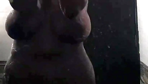 Without Clothes And Big Naturals - Tamil Girl Bathing Video