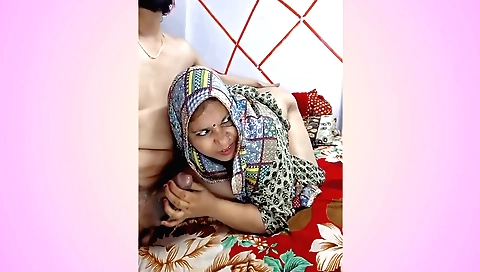 Big ass indian milf with a small tits in hd sex clip