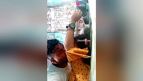 Hot amateur brunette girl wants to get fucked by a guy