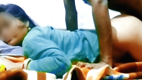 Hindi webcam clips of a brunette girl with a nice body