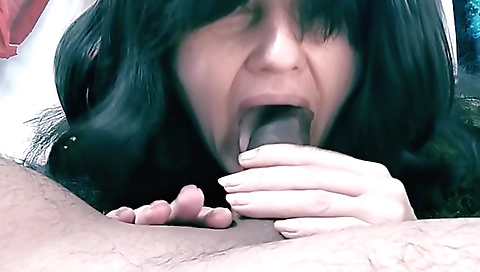 Indian girl loves her ass in black dress on camera