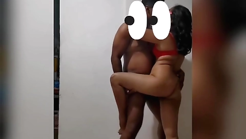 Wife Fucked In Hot Red Saree Piyumi Hansamali - Sri Lankan