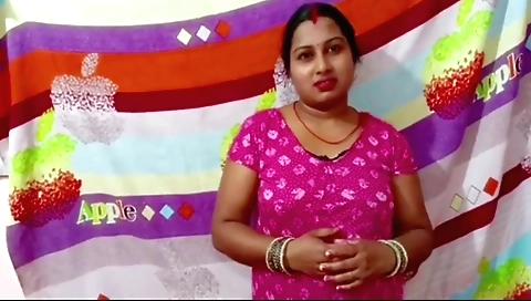 Indian teen with big ass is playing with a big cock