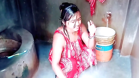 hot mallu wife with husband talking with vaishnavy mallu