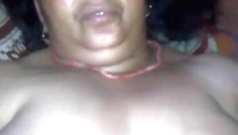 Indian mature woman is fucking in amateur pov video