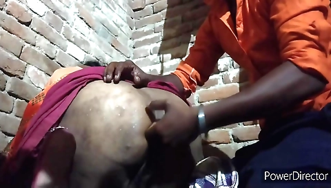 Indian amateur pornstar sucking and getting fucked