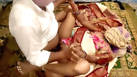 Amateur brunette hairy indian woman fuck on webcam