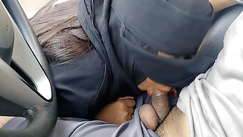 Indian babe gets penetrated in the missionary position