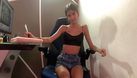 Amateur brunette fucked with a big cock in pov clip