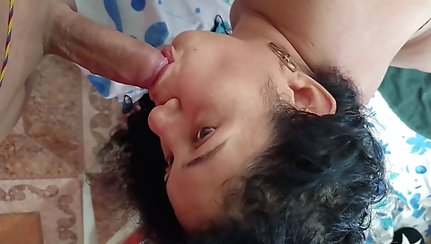 Indian amateur milf sucks and deepthroats her lover