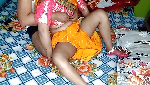 Indian hottie gives me a handjob and she gets fucked