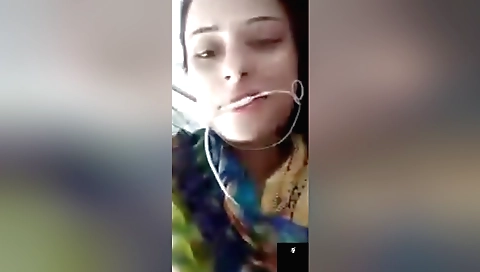 Today Exclusive -desi Village Chick Shows Her Boobs And Pussy 1