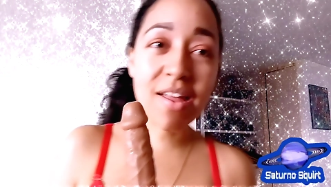 Indian woman with sexy face does homemade porn show