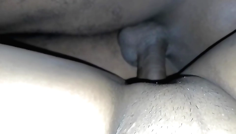 Indian girls suck and lick each other in amateur porn video