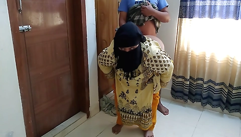 Busty indian chick with huge boobs is getting fucked