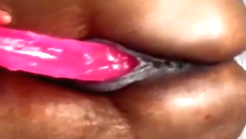 Amateur with a nice body has a good time with her boyfriend