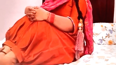 Hairy indian hottie is getting fucked in her pussy