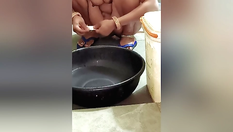 Indian babe loves fucking and gets naked in a solo scene