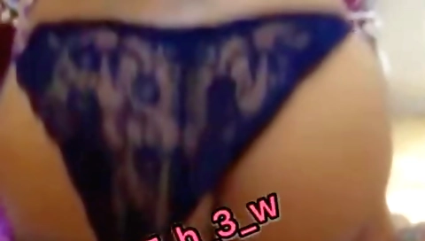 Indian brunette shows off her big ass in a hot pov video