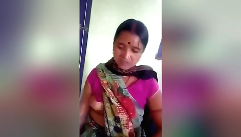 A brunette 18+ amateur solo video with a sexy face