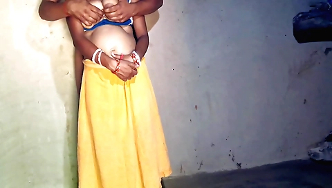 Indian bhabhi fucks husband 100% of the time in kitchen