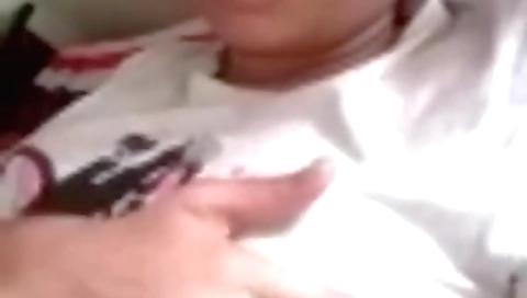 Amateur big tits brunette show her boobs on the webcam