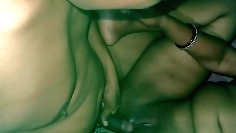 Indian teen gets her first marriage night with the guy