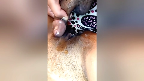 I love sucking my cum and I get all wet in this vid