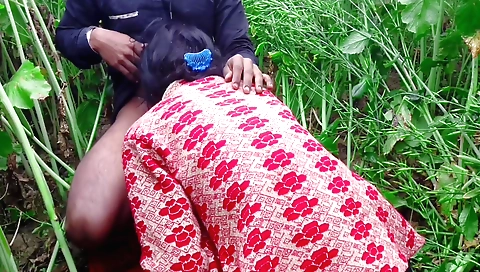 Hot brunette milf fucked in the backyard after creampie