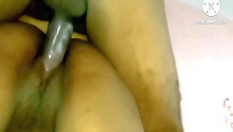Indian girl gets fucked in her pussy in a homemade sex video