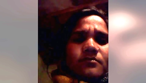 Indian woman in her room making her boyfriend horny