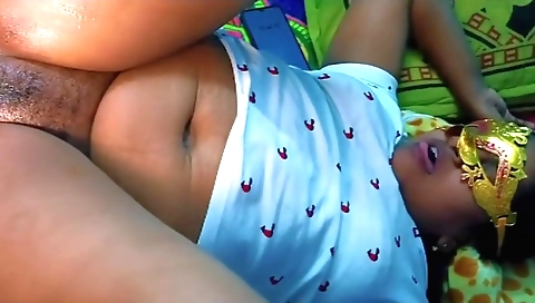 Tamil Couples Teaching How To Make Banana Honey Milkshake