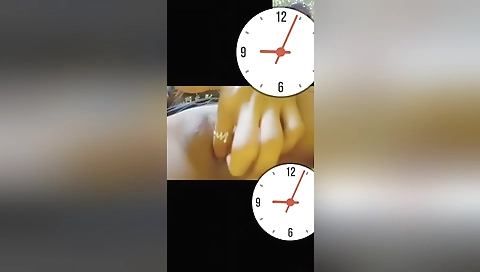 Indian amateur woman shows off her nice round boobs