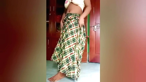 Indian woman shows off her body in sexy lingerie and clothes