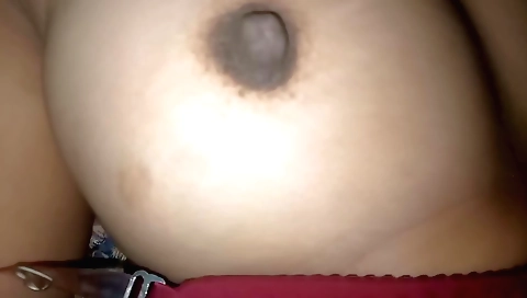 Hot amateur video showing a sexy girl with a big boob