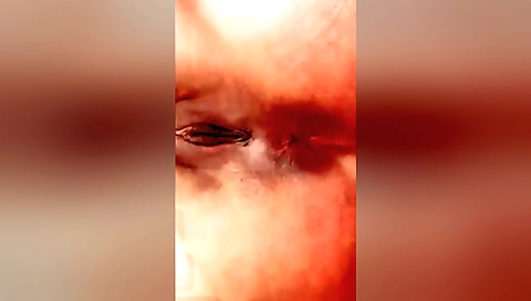 Indian slut is very good at fucking in her own pussy