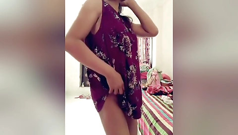 Busty indian girl gives a nice blowjob and gets her face covered
