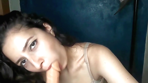 Puffy Nipples Teen 18+ Plays With Her Dangling Boobs And Pussy