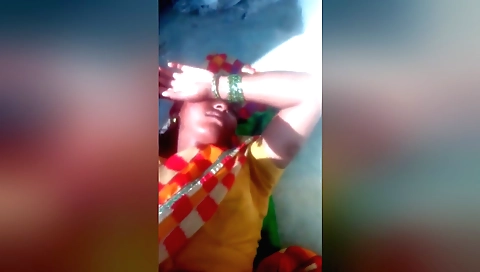 Indian bhabhi bathed and fucked in outdoor solo video