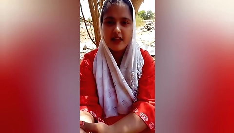 Amazing homemade vid in hindi showing a girl with a jungle scene