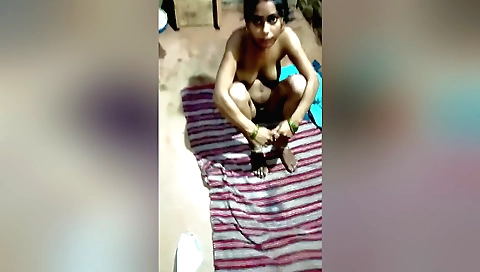 Hot brunette 18+ chick with a big tushy anus fucked