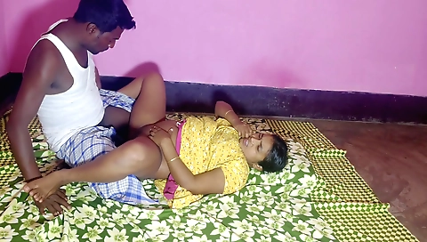 Desi Indian Pronstar Deluwara Sex With Her Husbend