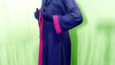 Indian neighbor's beautiful stepmom fucked on the porch