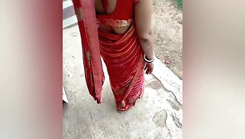 Indian teen with a beautiful body is in the outdoors